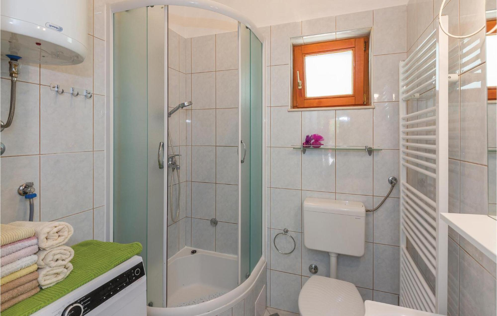 Lovely Apartment In Makarska With Wifi Экстерьер фото